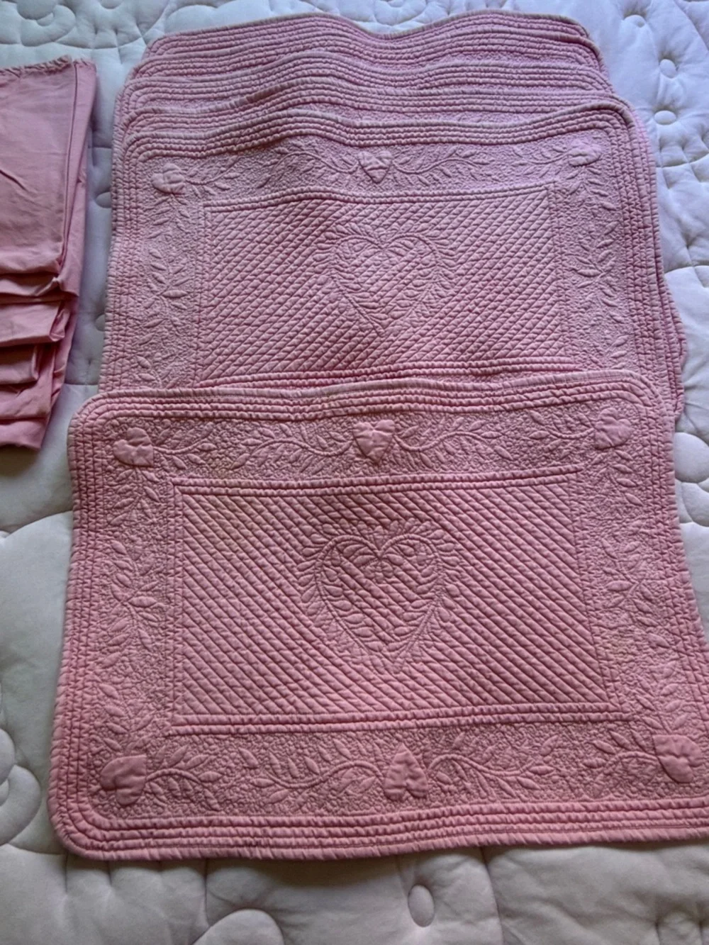 Williams Sonoma Pink Quilted Placemats and Napkins Set